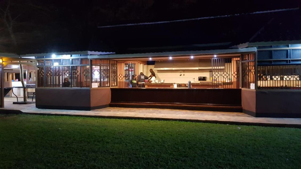 ホテルEdgewood Country Place Thika エクステリア 写真